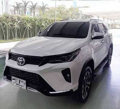 รถฟอร์จูนเนอร์