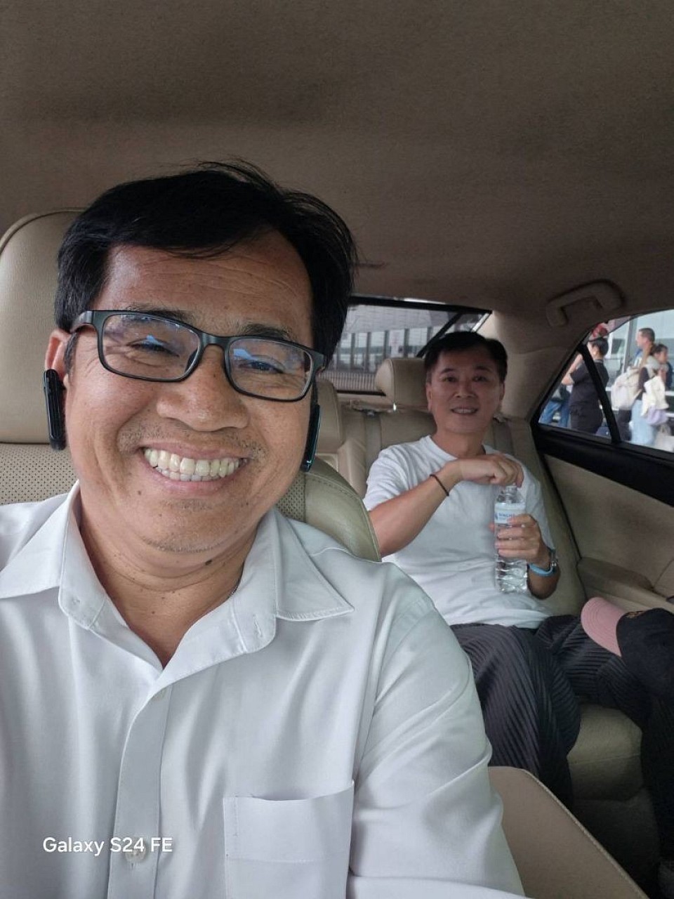 เหมารถ รถเหมา เหมาแท็กซี่ แท็กซี่เหมา เหมารถตู้ รถตู้เหมา เช่ารถพร้อมคนขับ รถเช่าพรัอมคนขับ เหมารถไปต่างจังหวัด เหมาแท็กซี่ไปต่างจังหวัด เหมารถตู้ไปต่างจังหวัด รถรับส่งสนามบิน เช่ารถตู้ รถตู้เช่า เช่ารถตู้พร้อมคนขับ รถตู้เช่าพร้อมคนขับ